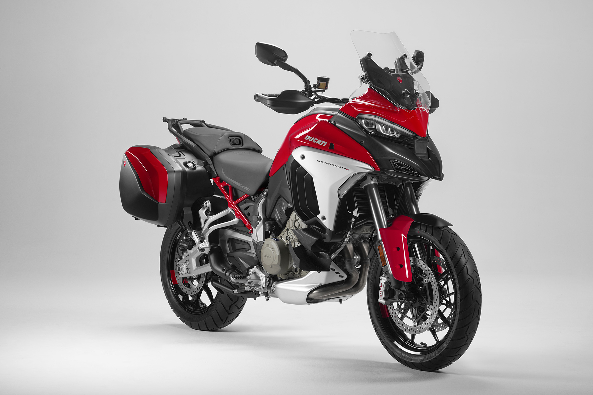 DUCATI_MULTISTRADA_V4___5.000_SALES___1.jpg