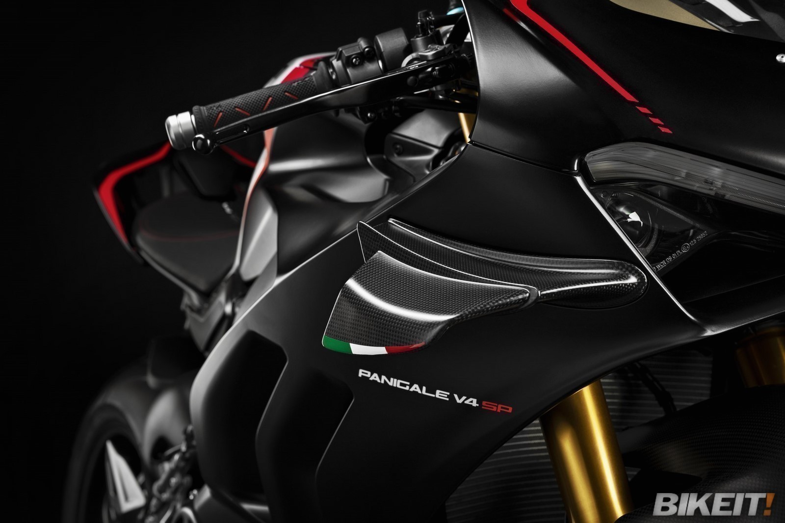 DUCATI_PANIGALE_V4_SP__22__UC211460_High-web.jpg