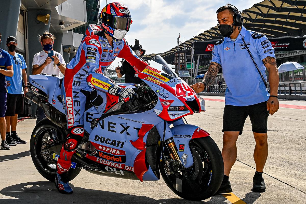 MotoGP-2022-Afierwma-Rookies-Favori-Ola-Osa-jui9.jpg