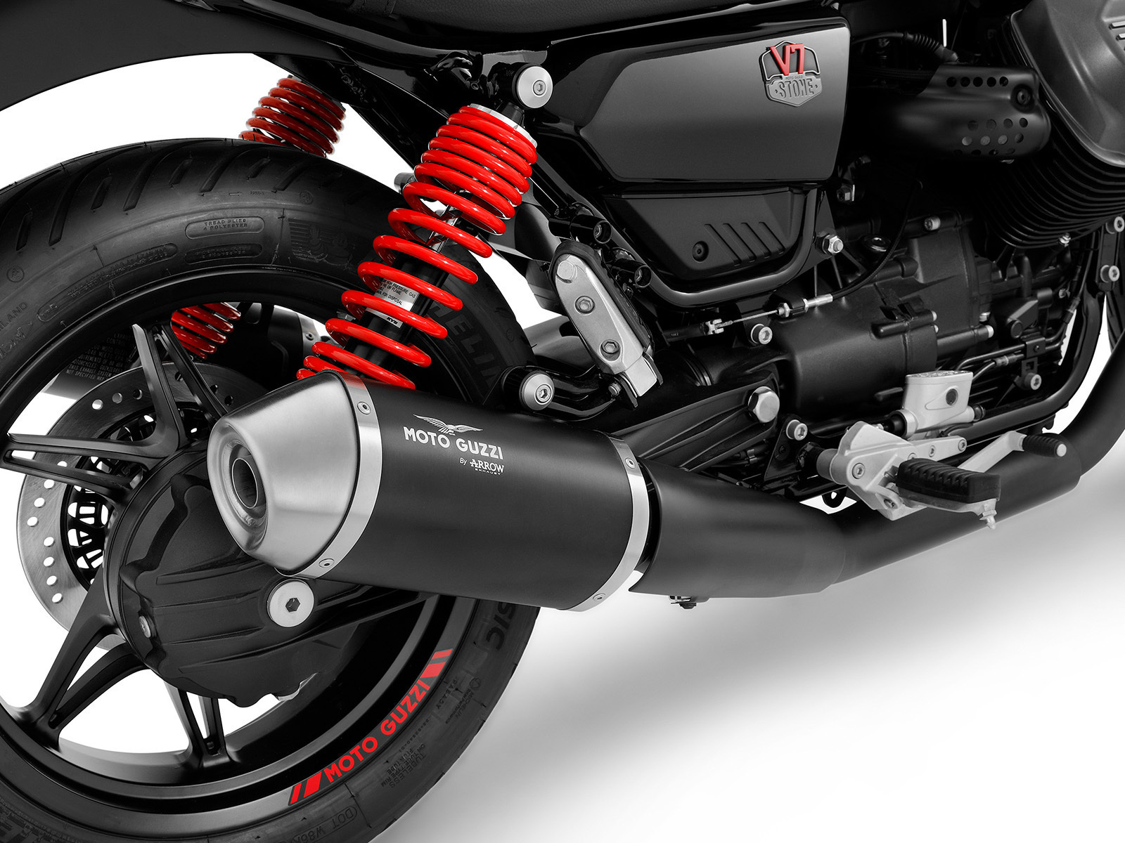 Moto_Guzzi_V7_Stone_Ten_c.jpg