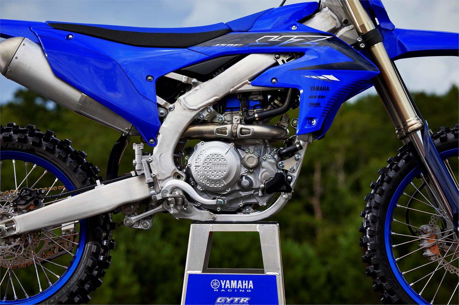 YZ540F7.jpg