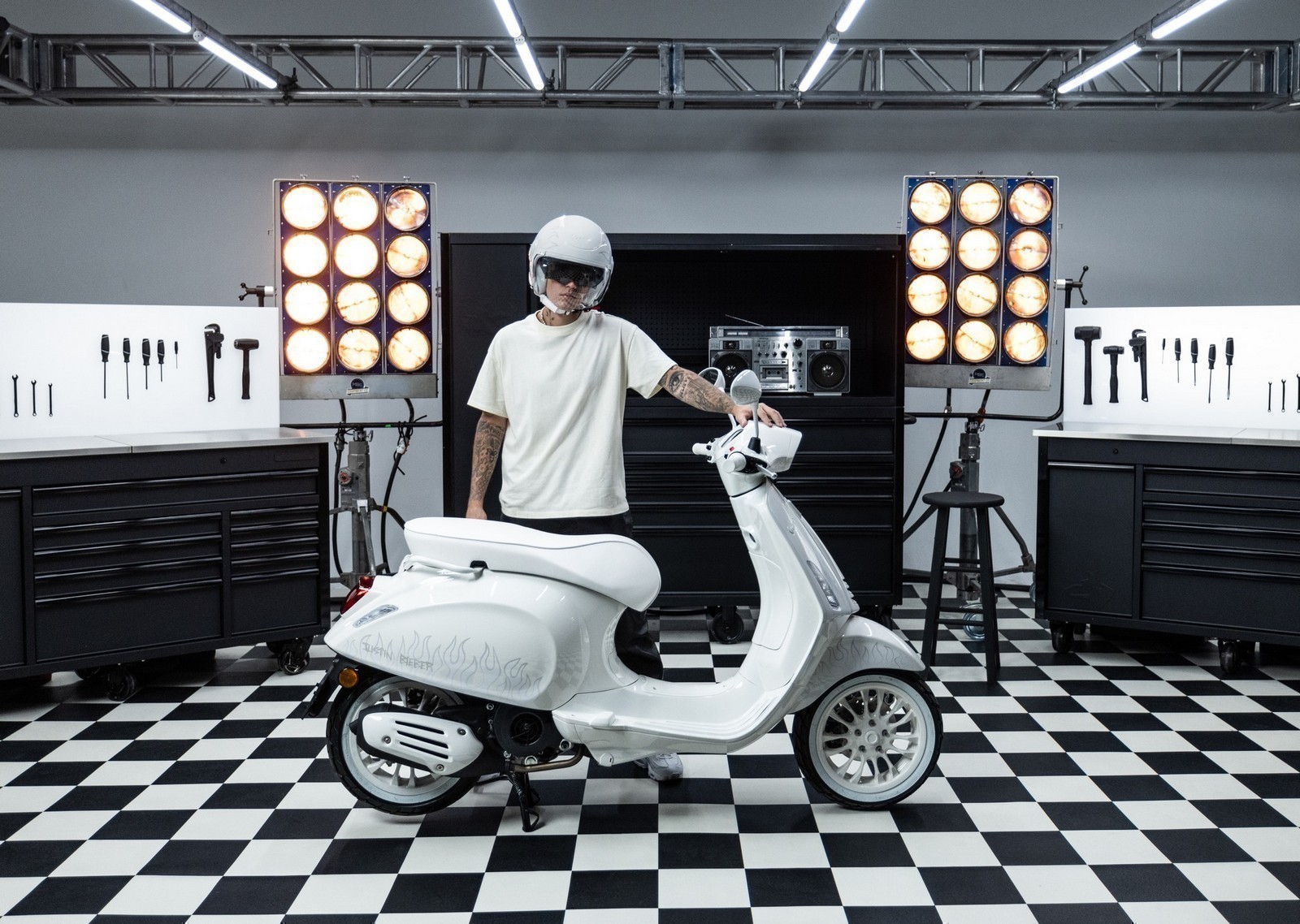 vespa x jb