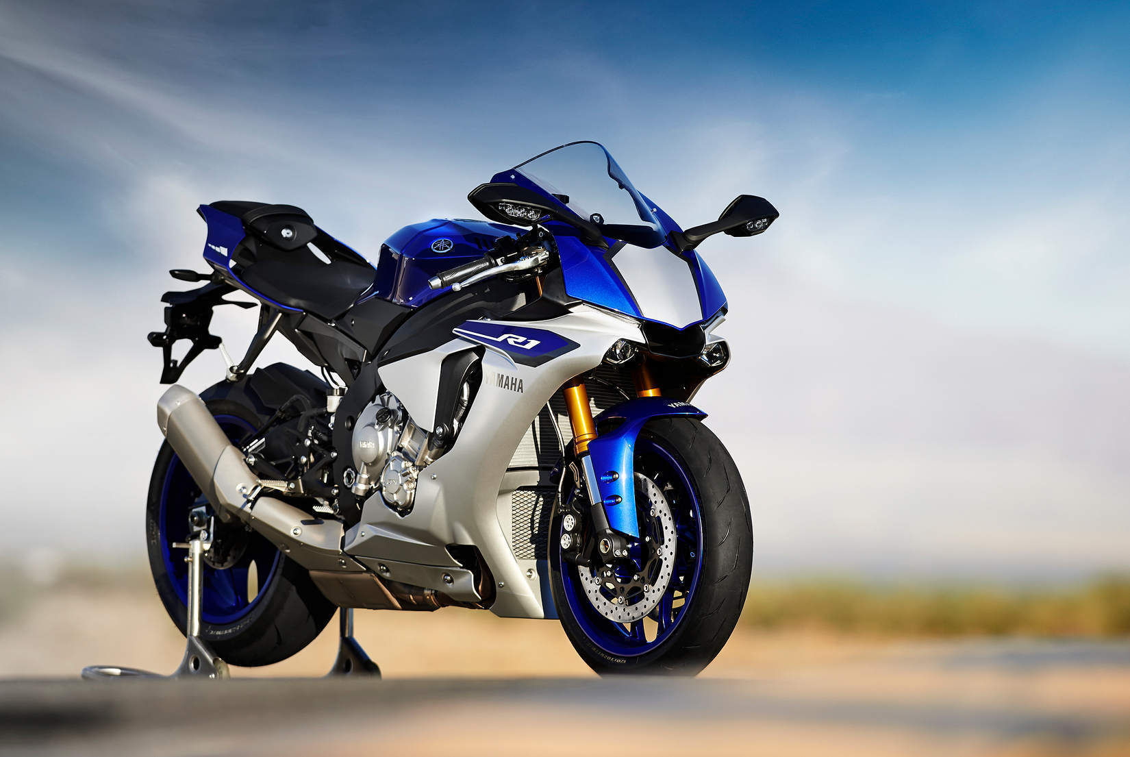 2015 R1 Top i