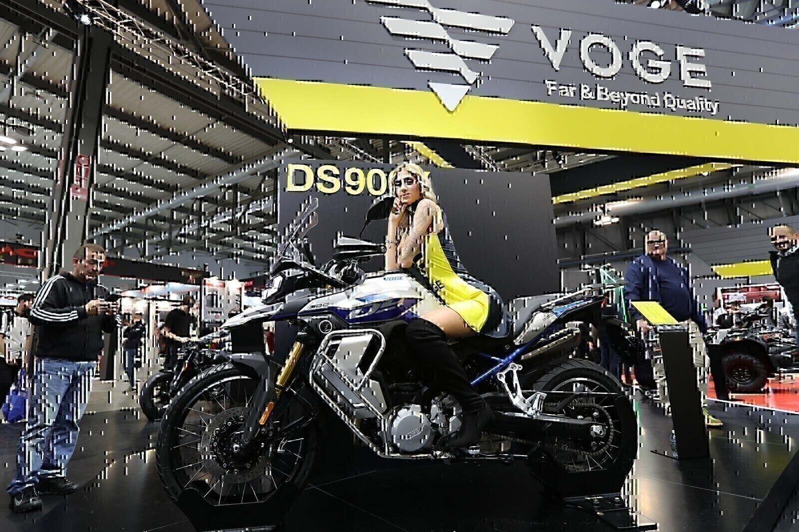 voge ds900x 1