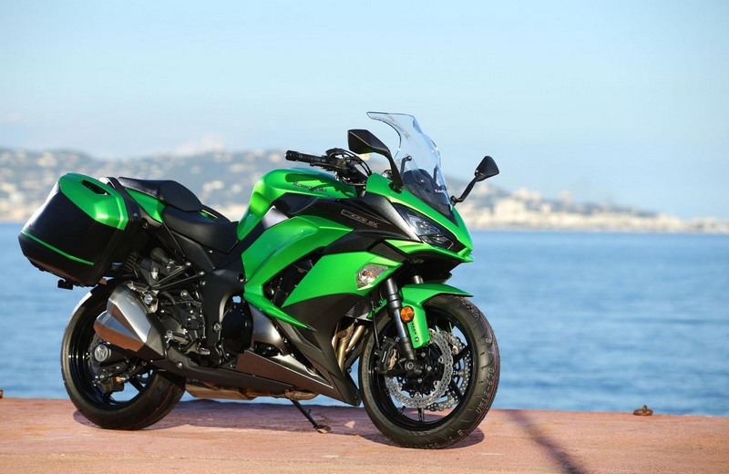 Kawasaki - Καλοκαιρινές προσφορές με όφελος έως 1.400 ευρώ!