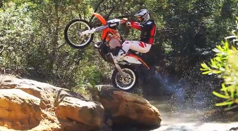 Motology KTM 300 EXC Video