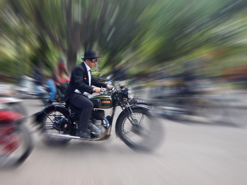 Ρεπορτάζ: Distinguished Gentleman&#039;s Ride 2016