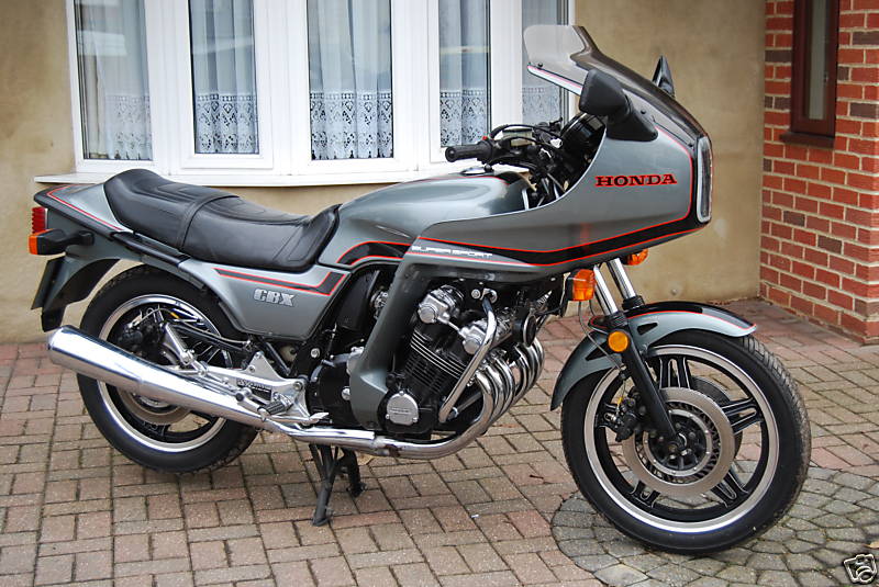 Ολοκαίνουργιο Honda CBX 1000 του 1981 με 0 χιλιόμετρα