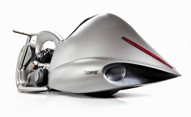 Akrapovic Full Moon Concept