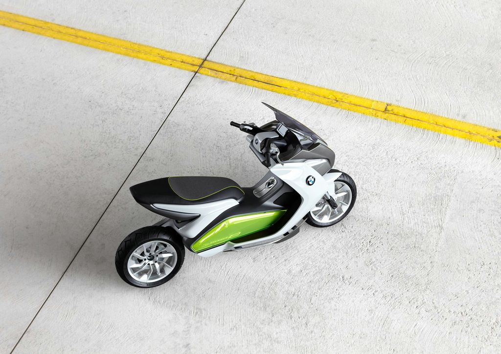 BMW Concept e Maxi-Scooter