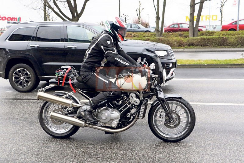 Brough Superior SS100 2019 - Spy Pics