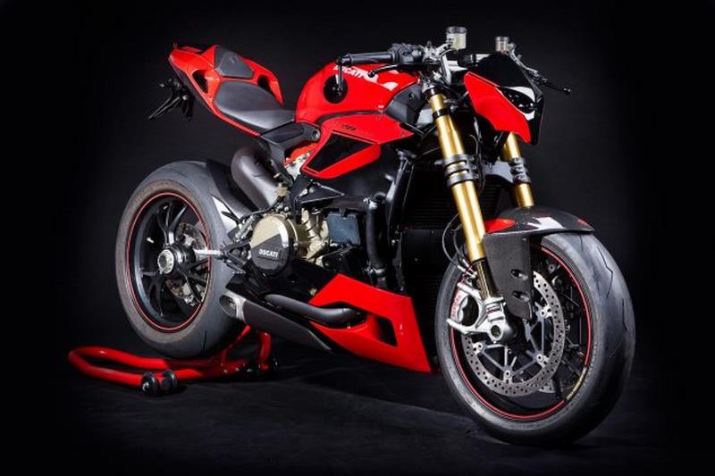 Ducati 1199 Panigale Streetfighter!