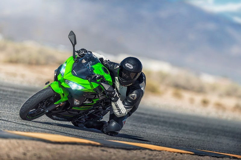 Kawasaki Ninja 400 2018 - Street Born, Track Inspired