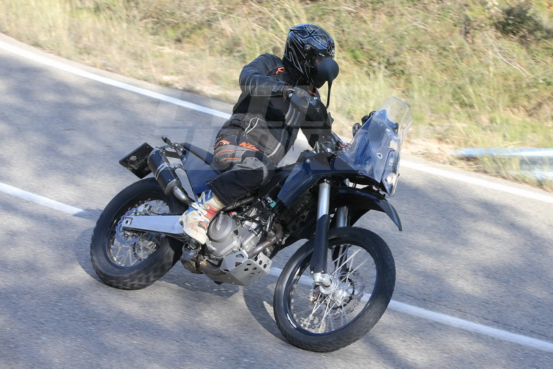 KTM 390 Adventure 2018 - Οι πρώτες Spy Pics