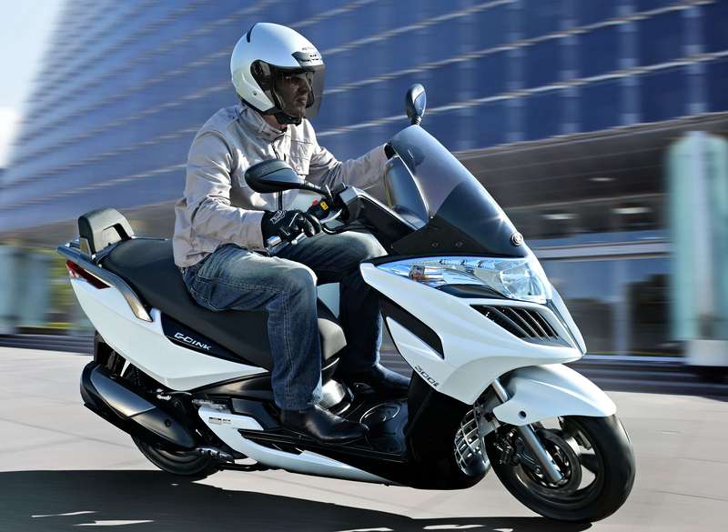 Kymco G-Dink 300i - 2012