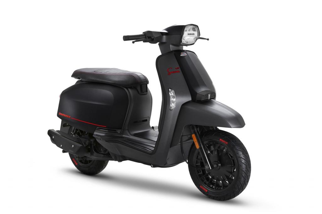 Lambretta V 125 Special Pirelli Edition - Έφτασε στην Ελλάδα