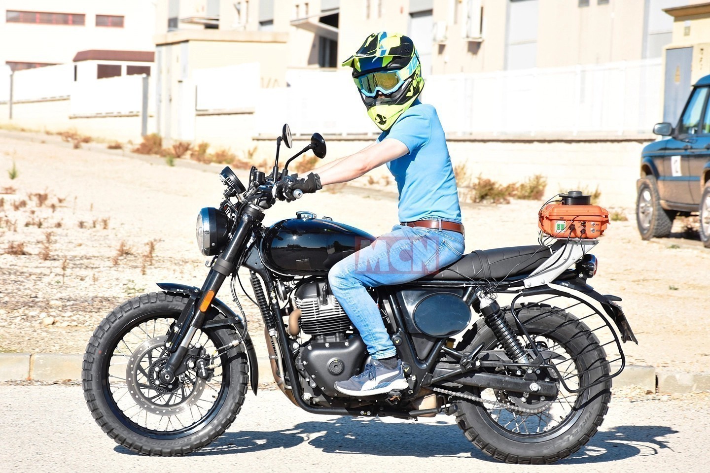 royal enfield scrambler spy shots 4