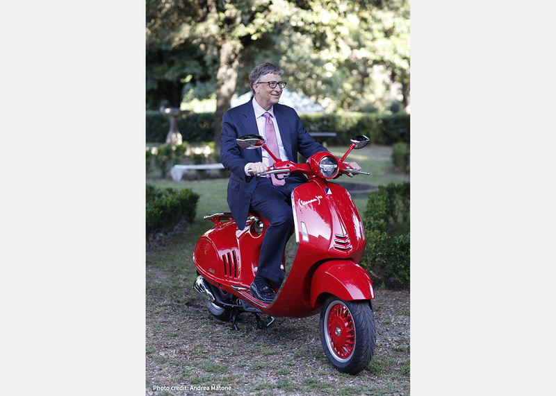 Vespa (Red)