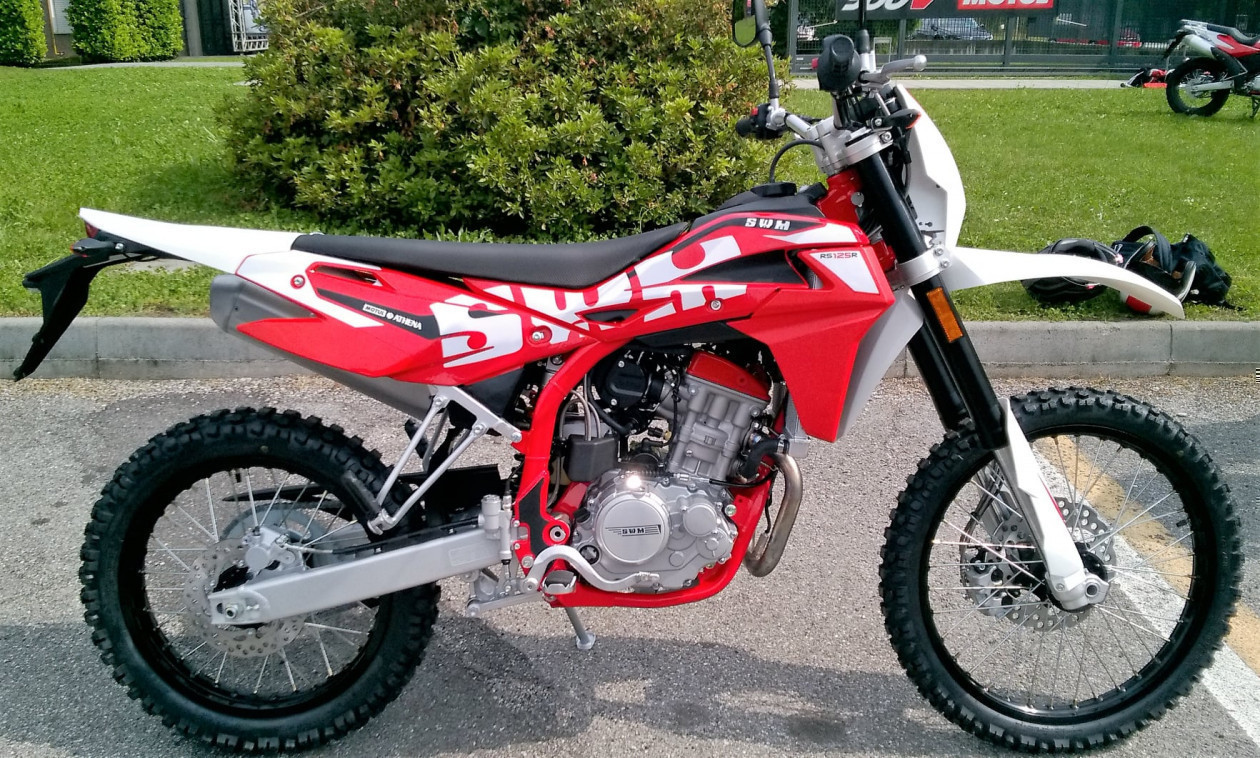 swm rs125r