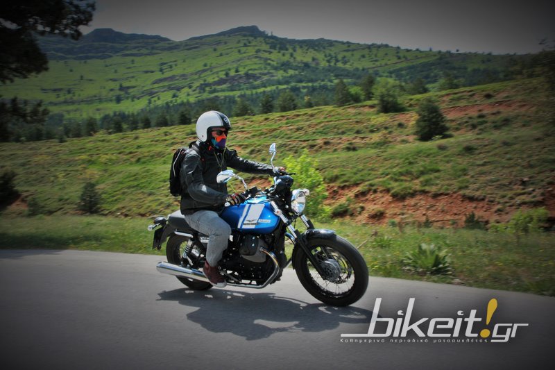 Test - Moto Guzzi V7 II Special 2015