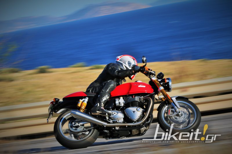 Test - Triumph Thruxton R 2016