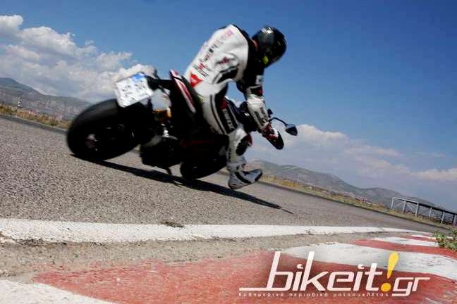 Test – Ducati Hypermotard 820 SP 2013