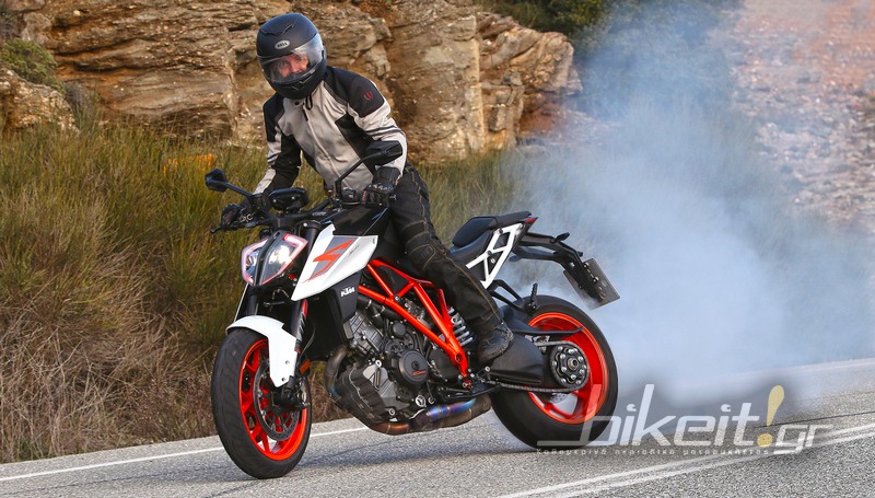 TEST - KTM 1290 Super Duke R 2017