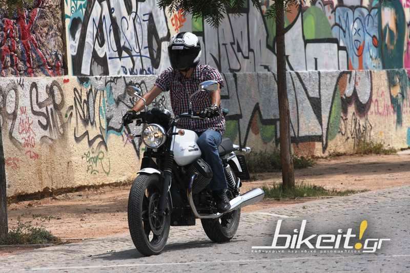 Test - Moto Guzzi V7 Stone