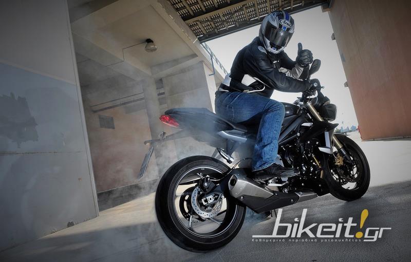 Test - Triumph Street Triple 675 - 2014