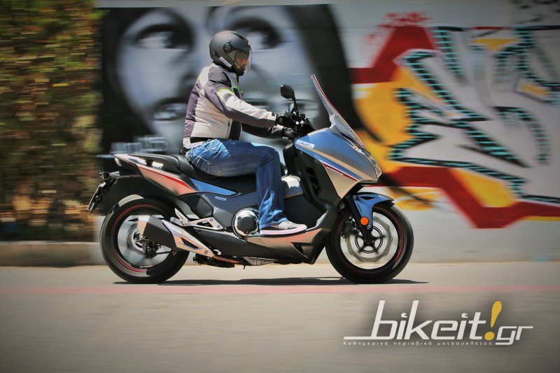 Test - Honda NC 750D Integra S 2016