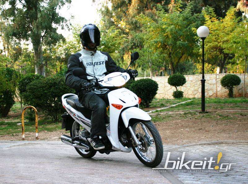 Test – Honda ANF 125 Innova 2011