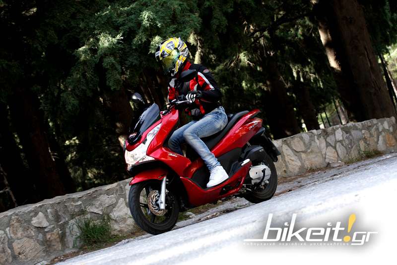 Test - Honda PCX 150 2012