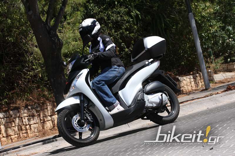 Test – Honda SH 150i R, Top Case 2012