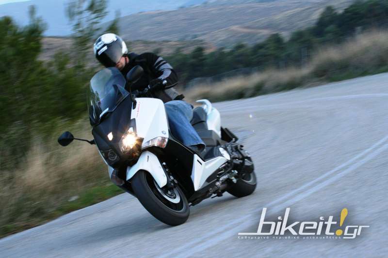 Πρώτο test – Yamaha TMAX 530 2012