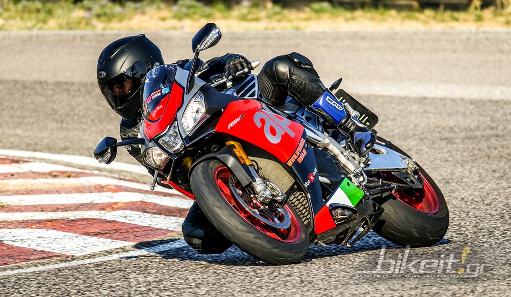 Test - Aprilia RSV4 RF 2018