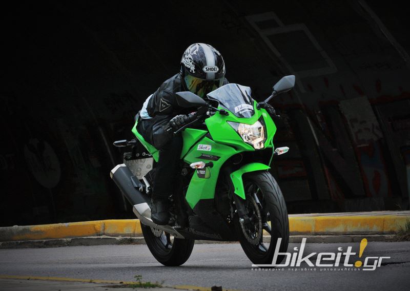 Test - Kawasaki Ninja 250SL 2015