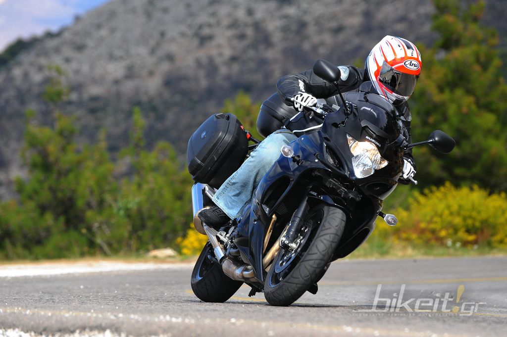 Test Suzuki GSX 1250 FA Bandit “Travel”