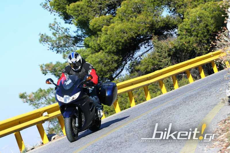 Test-Triumph Sprint GT 1050 2011