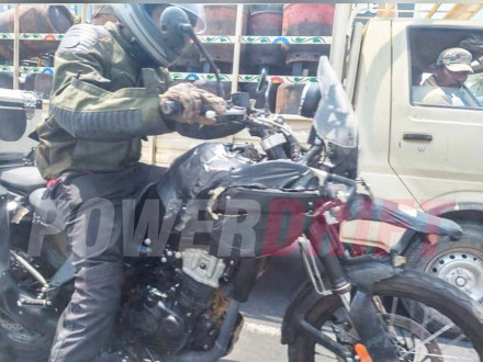 Royal Enfield Himalayan 450 - Πρώτη “κατασκοπική” φωτογραφία