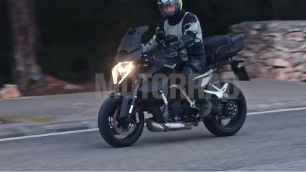 KTM 1390 Superduke GT – Με ραντάρ και αυτόματο κιβώτιο;