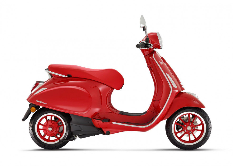 EICMA 2021 – Vespa Elettrica RED 2022