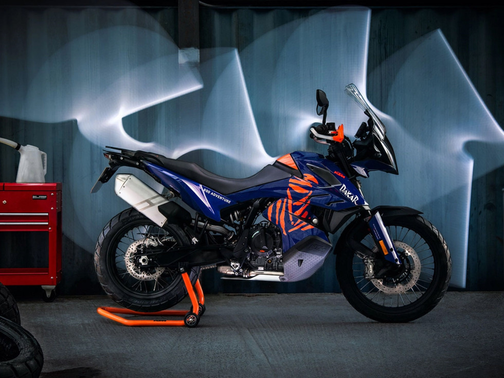 KTM 890 Adventure Dakar- Φόρος τιμής στο 990 Super Adventure