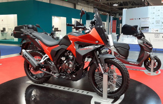 EICMA 2021 - Rieju Aventura 125 2022