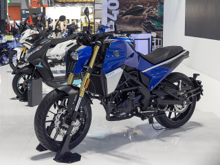 EICMA 2022 - Peugeot PM-001 300 – Γαλλική επί..Στροφή στις μοτοσυκλέτες