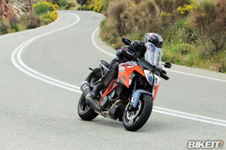 Test - KTM 1290 Super Duke GT 2023