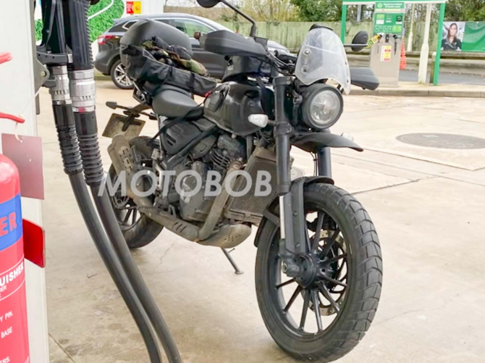 Triumph και Bajaj θα εγκαινιάσουν τη συνεργασία τους με ένα μικρό scrambler