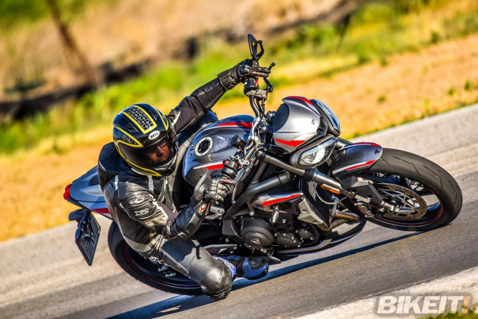 Test - Triumph Street Triple RS 2020