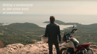 Video – O Ewan McGregor ζει το όνειρό του με τη Moto Guzzi V85 TT