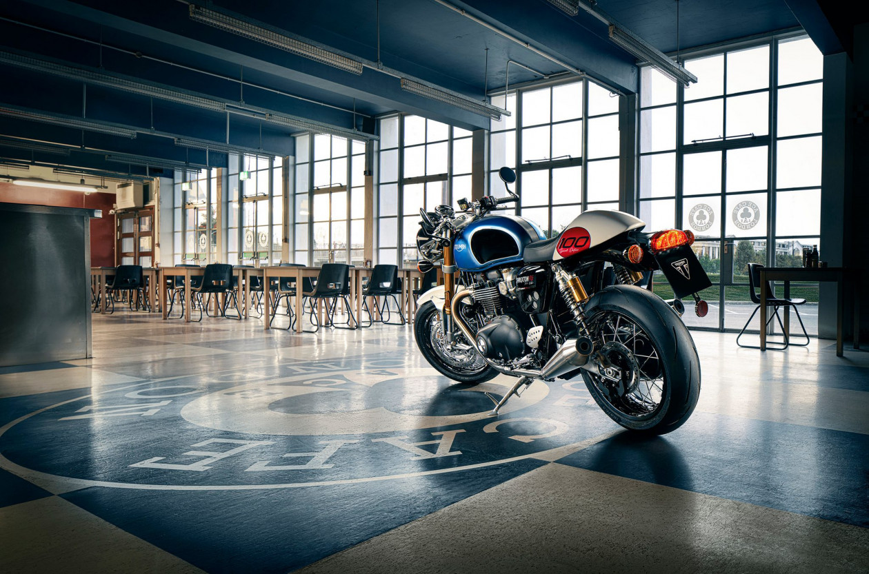 Triumph Thruxton RS Ton Up - Επετειακή έκδοση