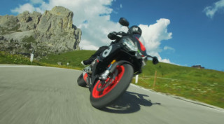 Video – Δείτε (και ακούστε) το Aprilia RS660 στον δρόμο! Το φθινόπωρο οι προπαραγγελίες!